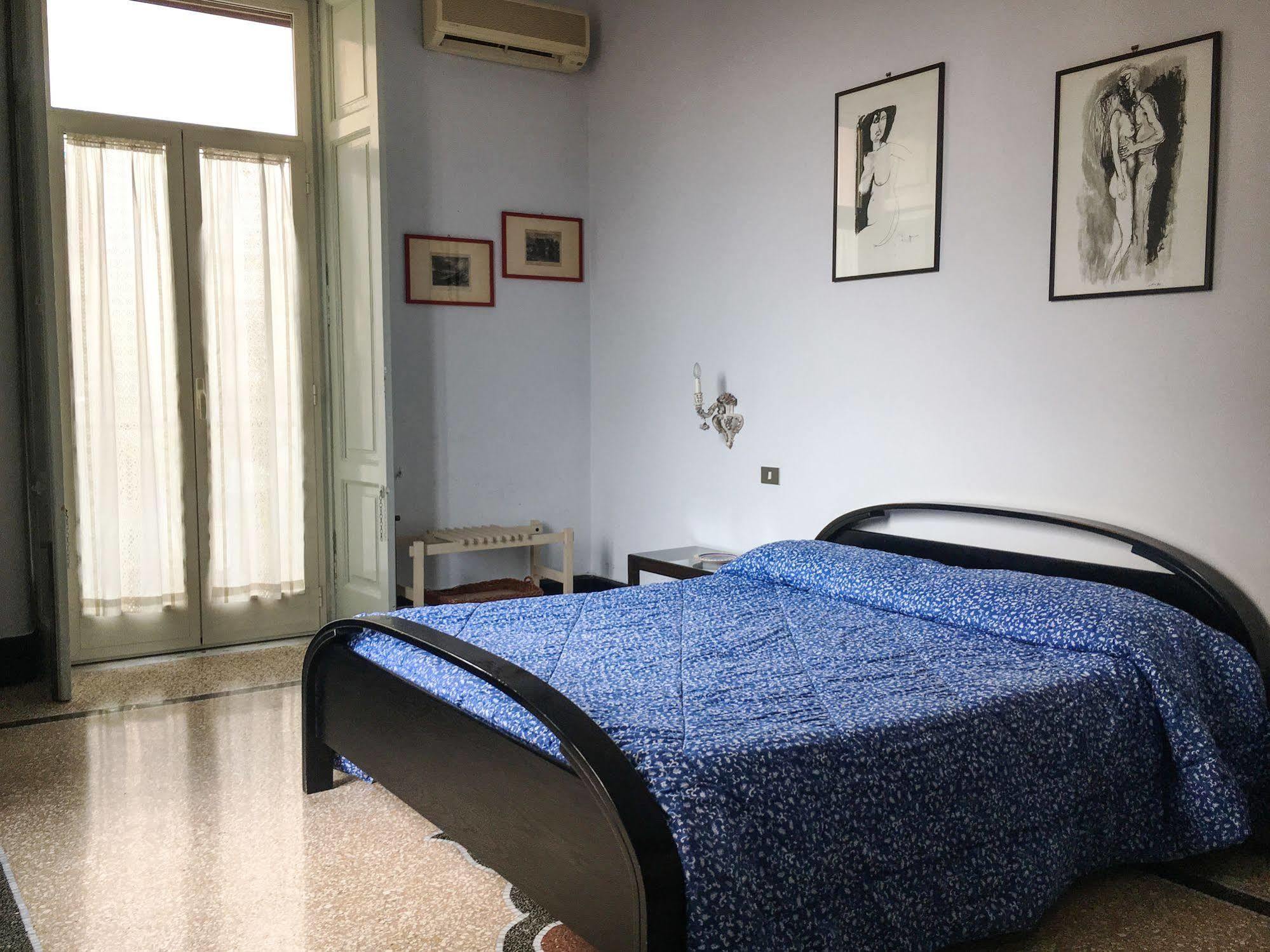 La Concordia Bed & Breakfast เนเปิลส์ ภายนอก รูปภาพ